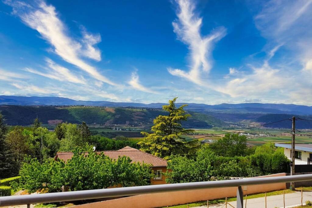 Villa Complete Au Calme Avec Vue Imprenable Beausemblant Exteriör bild