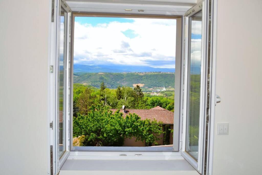 Villa Complete Au Calme Avec Vue Imprenable Beausemblant Exteriör bild